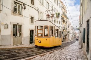 Cultural Cruises With Enriching Lectures