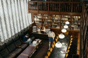 Historic Inns With Cozy Fireplaces