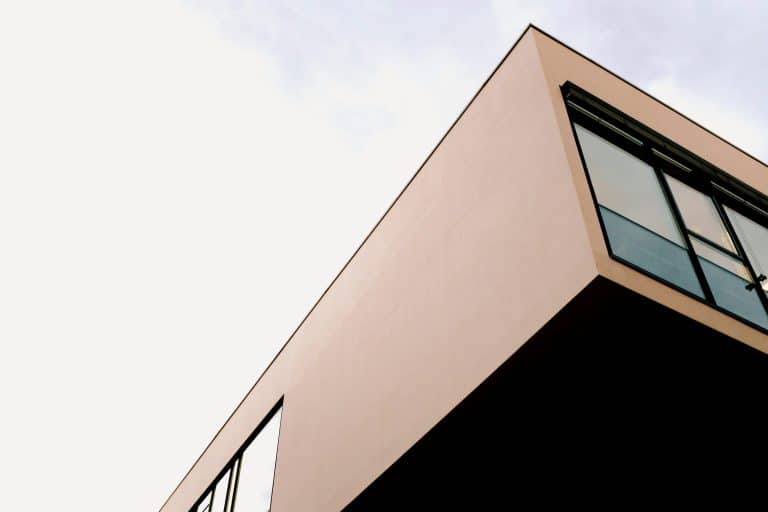 Wardrobe Building for Long-Term Professional Success