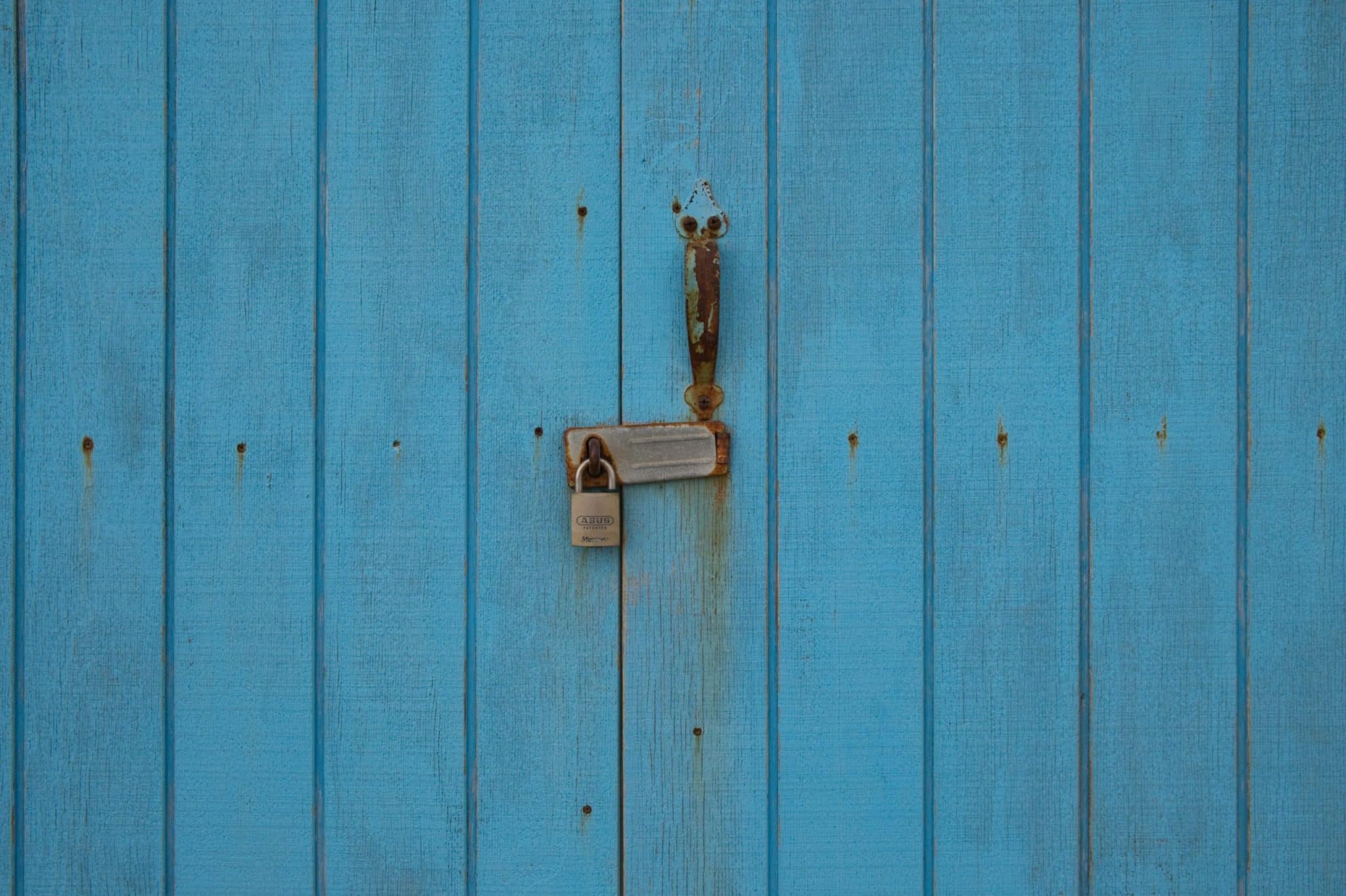 Authentication Services Verifying Designer Item Authenticity Properly