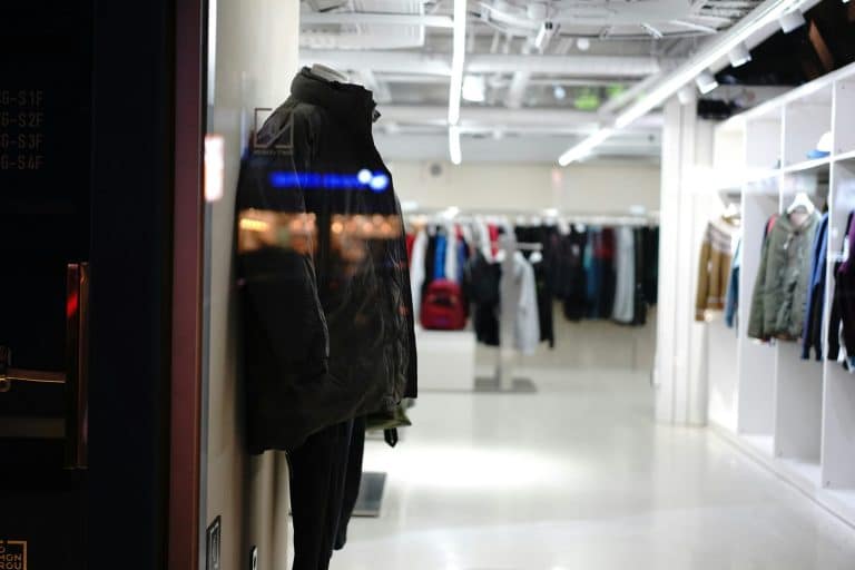 Retail Workers and Fashionable Uniforms