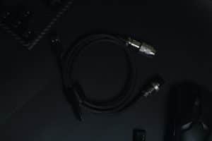 HDMI transmitters streaming content wirelessly