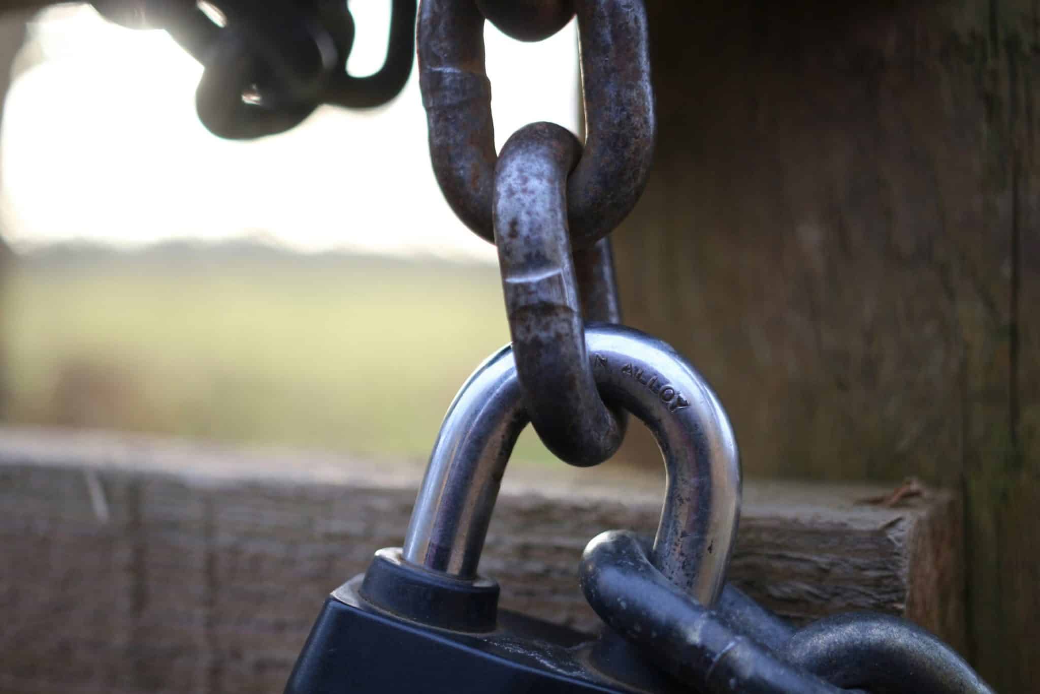 Padlocks unlocking via Bluetooth
