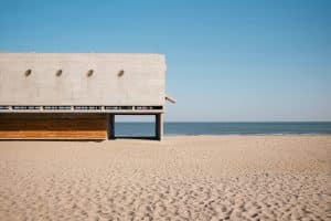 Architects and Their Minimalist Wardrobes
